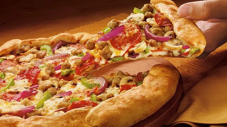 Pizza Hut a investit 350.000 euro in al 14-lea restaurant din Romania