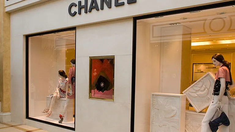 Chanel cauta locatie pentru a deschide un magazin in Capitala
