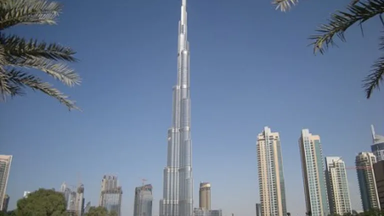 Probleme pentru cea mai inalta si luxoasa cladire din lume, Burj Khalifa
