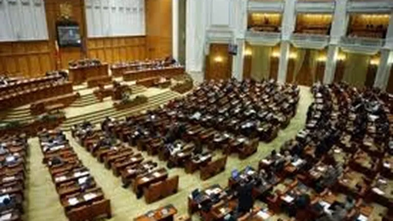 Alegerile parlamentare vor avea loc in 9 decembrie