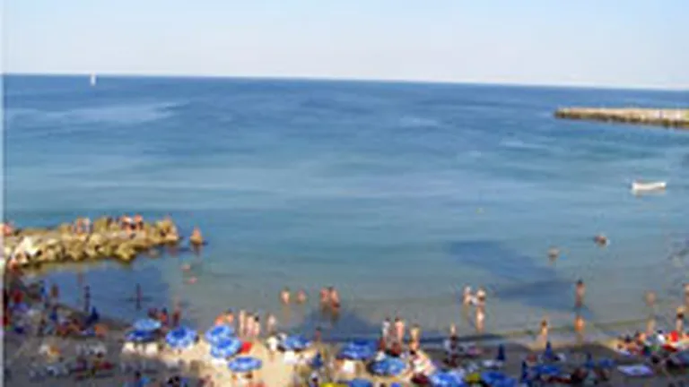 Cu 15% mai multi turisti romani pe litoralul Marii Negre . Vezi cat au cheltuit