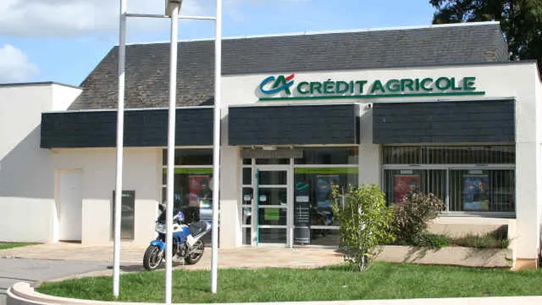 Credit Agricole a ales Alpha Bank pentru negocieri exclusive de vanzare a diviziei Emporiki