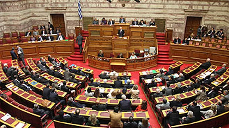 Parlamentul Greciei a votat legea care inaspreste regimul fiscal