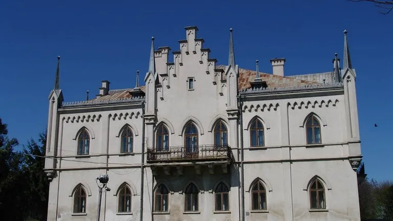 Palatul de la Ruginoasa a fost redeschis