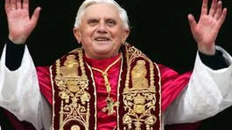 Papa Benedict al XVI-lea isi da demisia