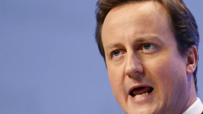 Premierul britanic vrea sa taie accesul noilor imigranti la ajutoarele legale