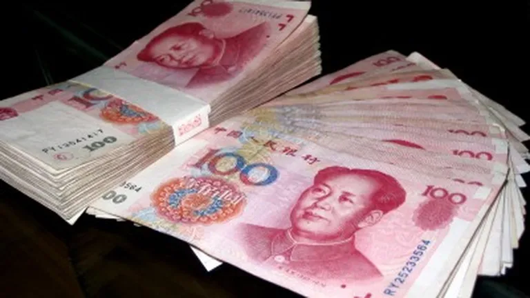 Yuanul chinezesc a depasit pentru prima oara rubla ruseasca in sistemul global de plati