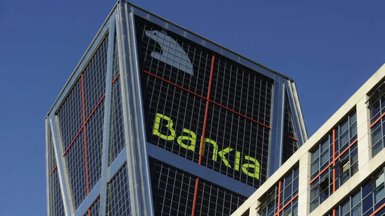 Bankia a avut pierderi record in 2012, de 19,2 mld. euro