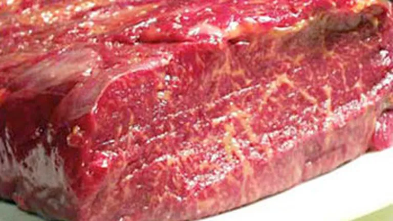 Carne de cal etichetata drept carne de vita, comercializata de un grup olandez