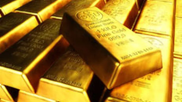 Pretul aurului scade din cauza temerilor ca Cipru va vinde din rezervele bancii centrale