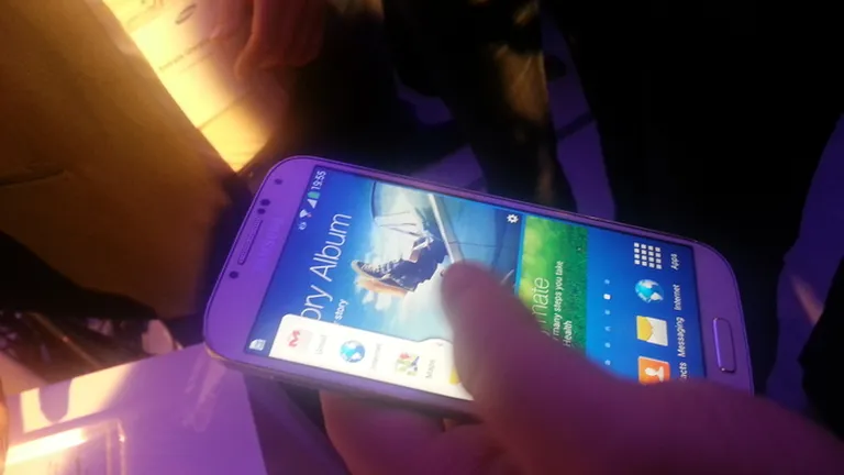 Samsung: Probleme cu acoperirea cererii peste asteptari pentru Galaxy S4
