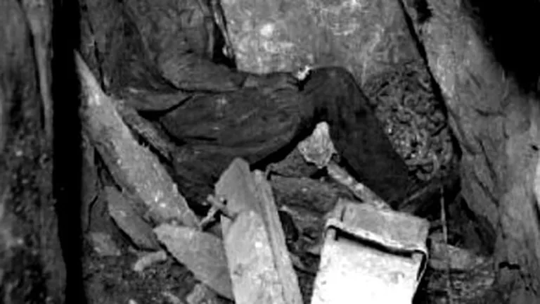Paroseni: Peste 100 de mineri au refuzat sa iasa din subteran