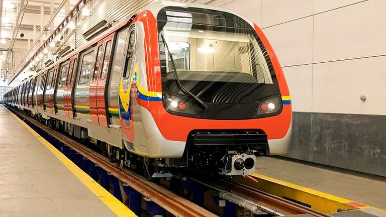 Sef Metrorex: Din 2014 primim 16 trenuri de metrou din Spania. Foto