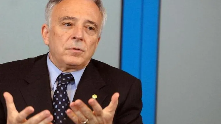 Isarescu: Romania are nevoie de un nou acord cu FMI, pentru ca se poate imprumuta mai ieftin