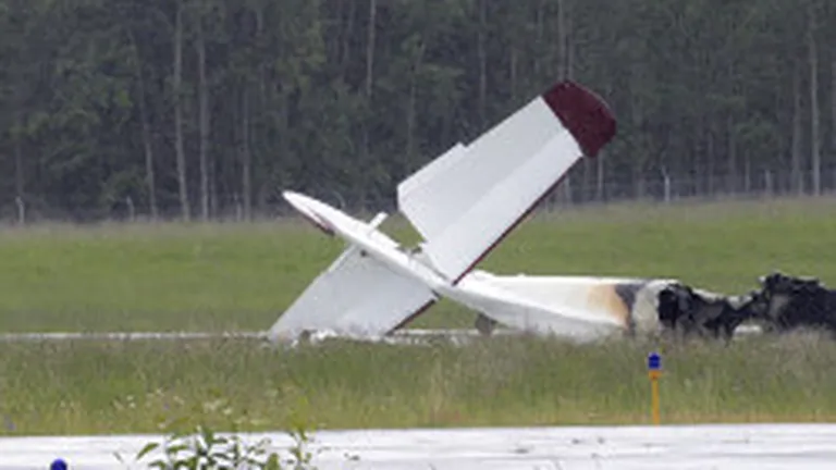 SUA: Zece persoane ucise in urma prabusirii unui avion in Alaska