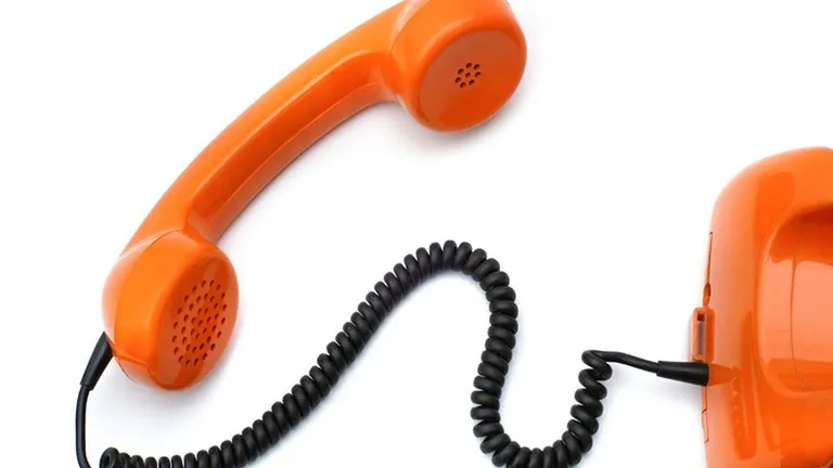 Orange ia in calcul achizitionarea de operatiuni in domeniul telefoniei fixe in Romania si Belgia