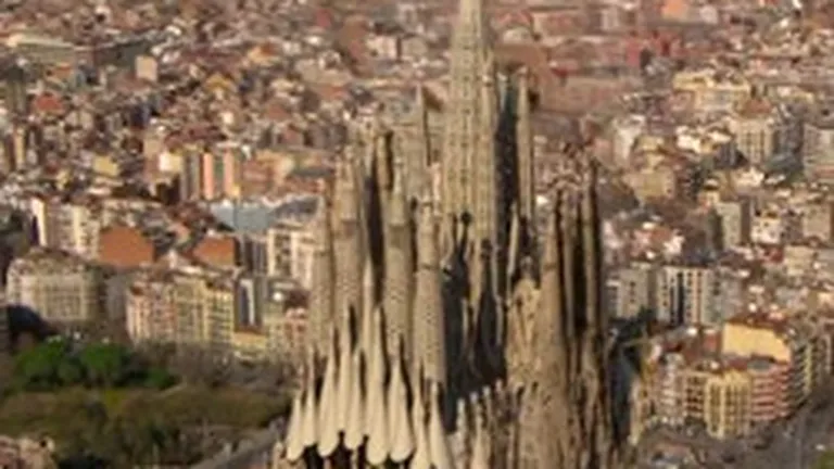 Cum va arata Sagrada Familia cand va fi finalizata (Video)