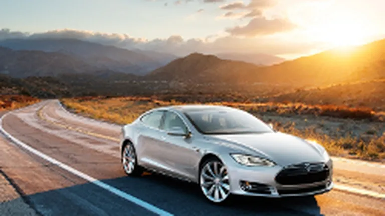 Lovitura de imagine pentru Tesla Motors: Compania incearca sa evite o investigatie a guvernului SUA