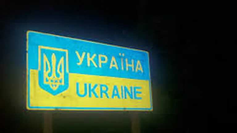 Laptele alterat si mierea-fiere. Cine castiga din falimentarea Ucrainei
