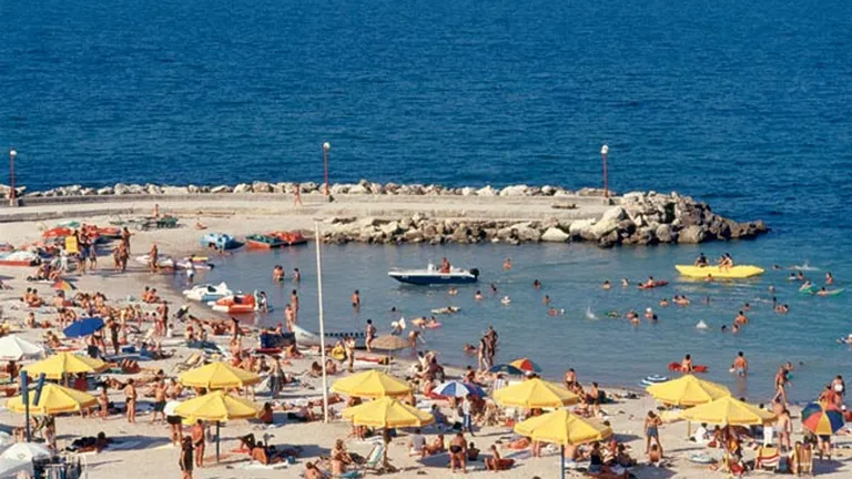 Vacantele pe litoralul romanesc, mai scumpe cu 5%, dar vandute deja in proportie de 25%