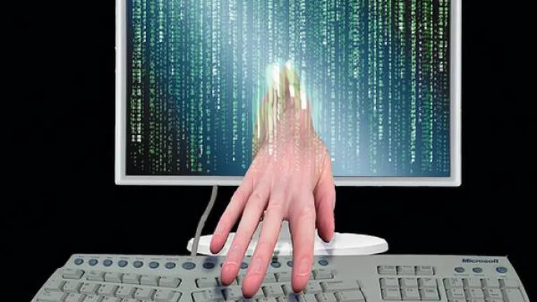SRI: 3 romani se afla in top 10 hackeri specializati in criminalitate cibernetica