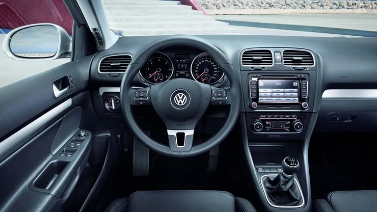 Volkswagen vrea sa elimine Dacia din Europa. Nemtii pregatesc masina low-cost de 8.500 euro