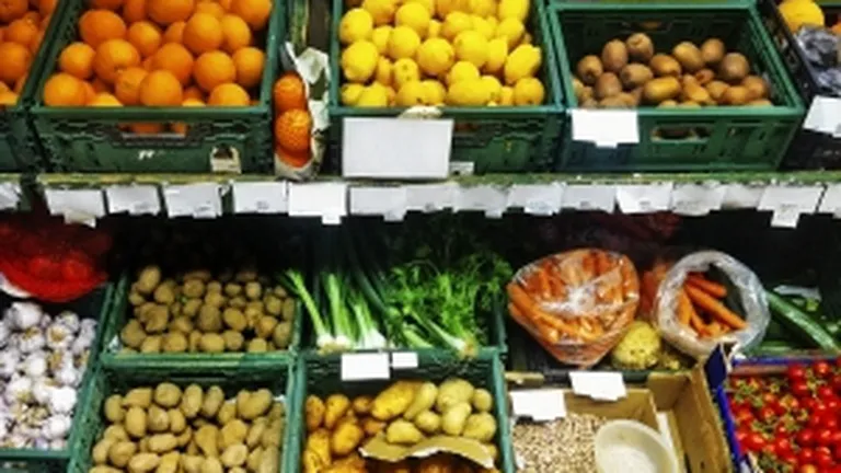 Rusia suspenda importul de conserve de fructe si legume din Ucraina
