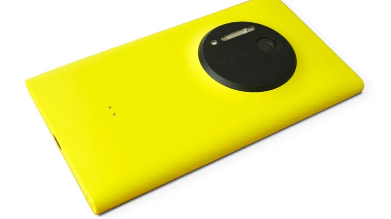 Microsoft lanseaza marti primul smartpohone Lumia fara numele Nokia