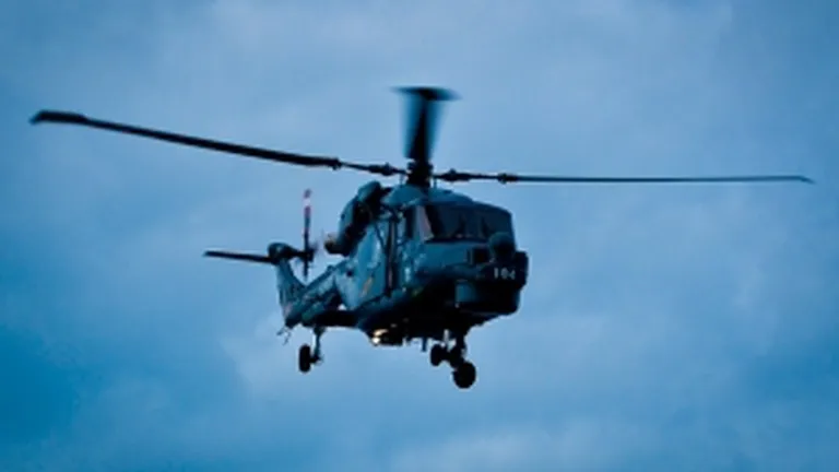 Un elicopter militar cu 10 persoane s-a prabusit in judetul Sibiu