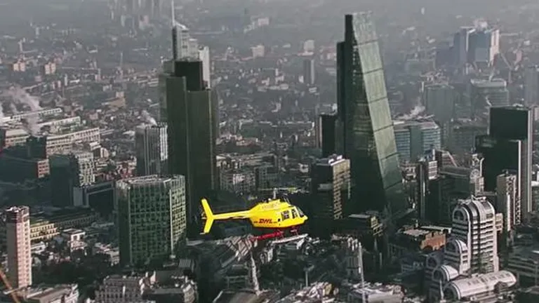 Primul serviciu de mesagerie cu elicopterul din Europa (Video)