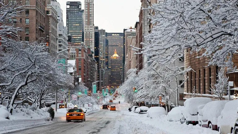 New York se pregateste de o furtuna de zapada istorica. Peste 50 milioane de persoane vor fi afectate
