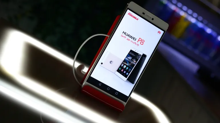 Huawei P8, lansat oficial in Romania. Vezi pretul