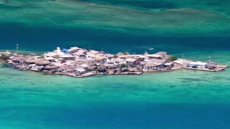 Cea mai aglomerată insulă din lume, cu o densitate de 4 ori mai mare decat a Manhattanului