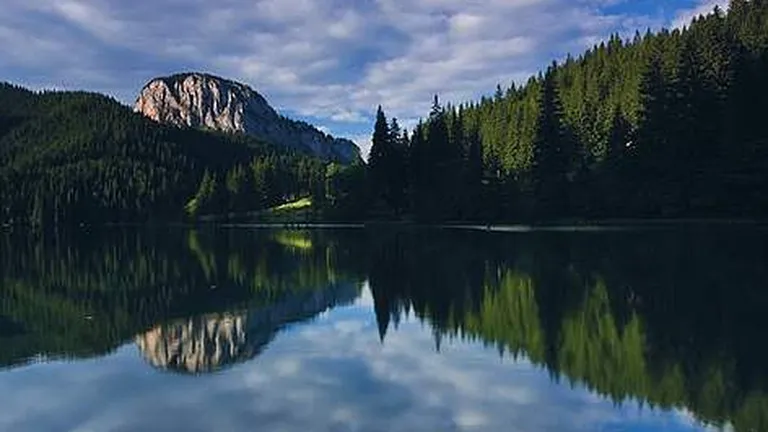 Parcul Național Cheile Bicazului-Hășmaș, paradisul de rocă din pădurea seculară