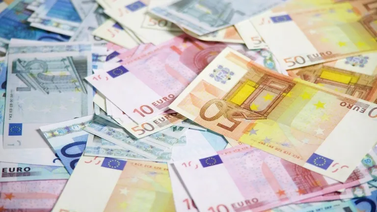 BCE: Guvernele din zona euro au recuperat 40% din ajutoarele acordate băncilor