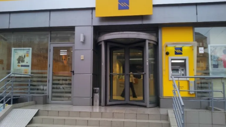 Piraeus Bank România reduce dobânzile la creditele cu garanție imobiliară acordate în euro și franci elvețieni