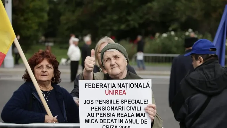 Pensionarii cer desființarea Pilonului II de pensii ca să fie bani pentru majorarea pensiilor cu 26%