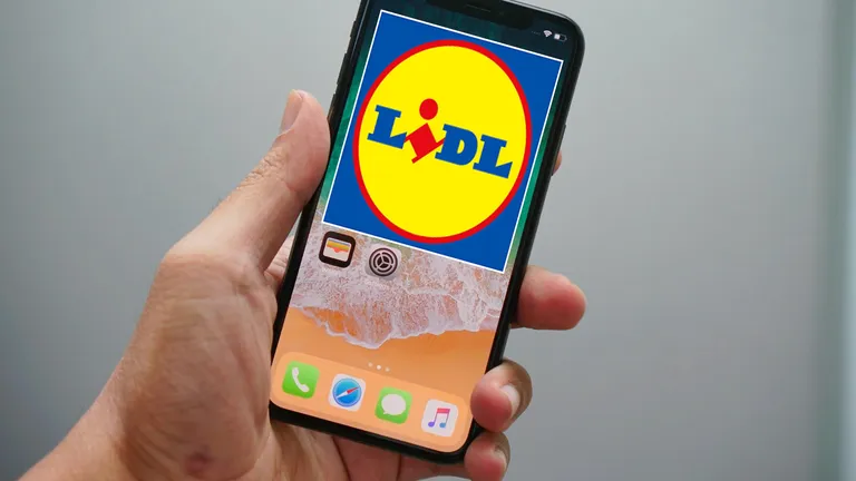 Lidl anunță un nou serviciu pentru produsele speciale de sărbători: comanzi în aplicație, ridici în magazine. Când este valabil și care sunt gamele speciale