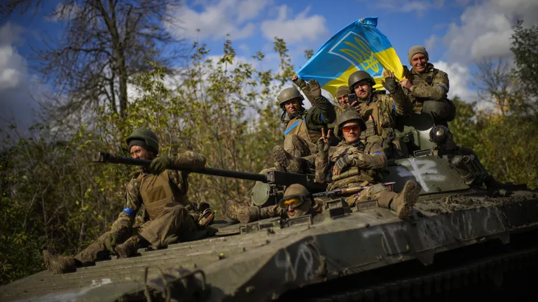 Occidentul a pompat peste 32 de miliarde de dolari susținerea războiului din Ucraina anul trecut. 40% din această sumă a venit din SUA