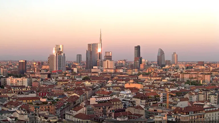 Milano, unul dintre cele mai scumpe orașe în care românii aleg să trăiască. Chiria medie este de 20,14 euro pe metru pătrat