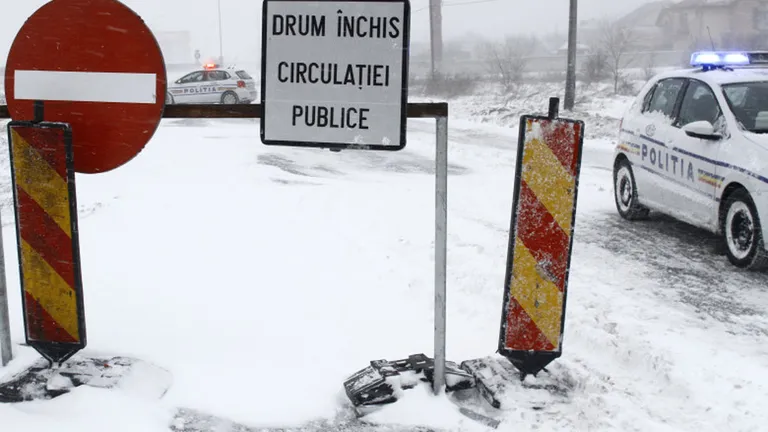 14 tronsoane de Drum Național rămân închise din cauza ninsorilor. Infotrafic anunță zonele cu restricții