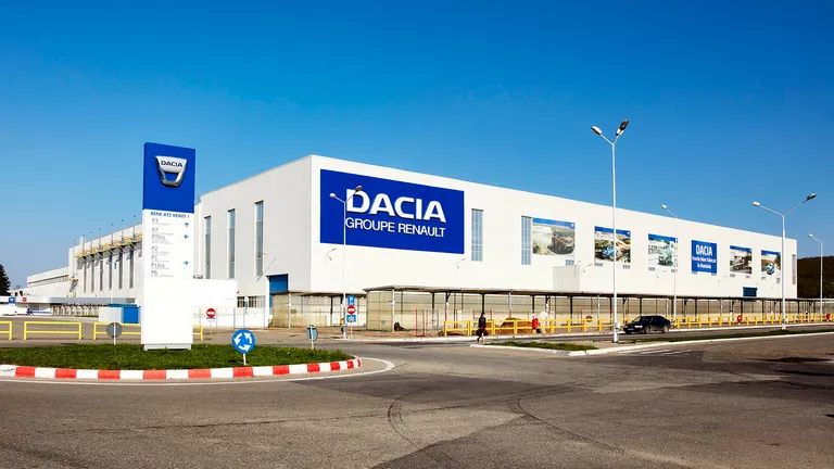 Tranzacție spectaculoasă la început de 2023. 20% din producția de motoare Dacia va fi deținută de un gigant petrolier din Arabia Saudită