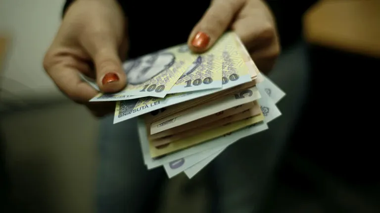 Guvernul pregătește noi vouchere pentru români. Fondurile sunt de sute de milioane de euro