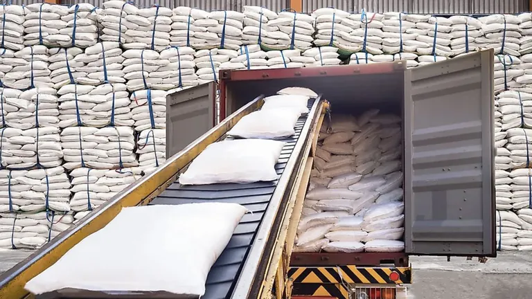 O nouă lovitură dată de Ucraina! Țara interzice exportul de zahăr către România