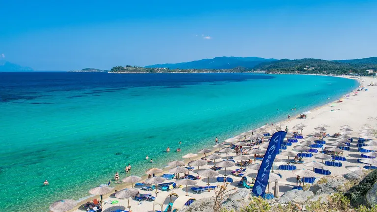 Turiști români prădați la hotel în Grecia. Noua metodă de furt în vacanță