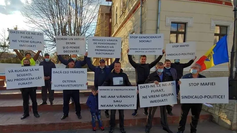 Încă o categorie de români a ieșit în stradă! Minerii de la CE Oltenia au intrat în greva foamei. Ce au cerut greviștii, în urma negocierilor