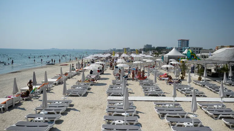 Primarul Constanței explică de ce a scăzut numărul turiștilor care merg pe litoralul românesc. „Nu exclud nici varianta războiului hibrid”