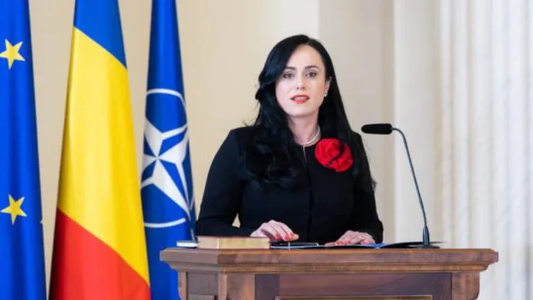 Simona Bucura Oprescu pregăteşte legea salarizării. Ministrul Muncii se va întâlni cu reprezentanţii CE şi cu cei ai Băncii Mondiale