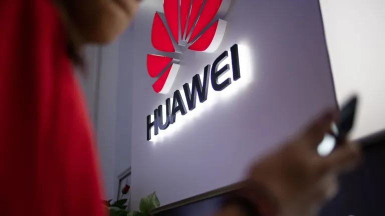 Huawei a ajuns pe lista neagră în SUA. Compania construiește fabrici secrete de cipuri în China pentru a evita sancțiunile