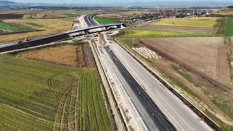 Curtea de Apel București judecă contestația turcilor de la Ictas pentru viaductele de pe Autostrada Transilvania, ce au fost scoase din contractul cu UMB. Se întâmplă pe 15 decembrie